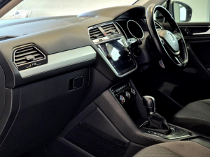Volkswagen Tiguan Allspace 1.4TSI Trendline - Image 9