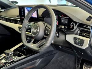 Audi A4 35TFSI Black Edition - Image 11
