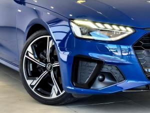 Audi A4 35TFSI Black Edition - Image 2