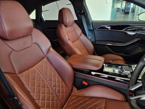 Audi S8 quattro - Image 14
