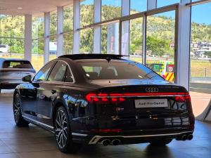 Audi S8 quattro - Image 18