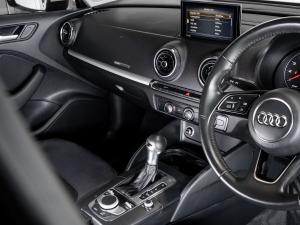Audi A3 Sportback 30TFSI S line - Image 11