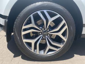 Land Rover Range Rover Evoque D200 R-Dynamic SE - Image 8