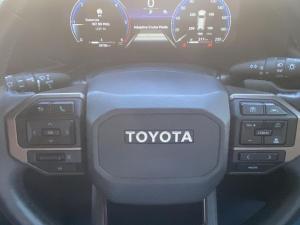 Toyota Land Cruiser Prado 2.8GD VX-R - Image 19