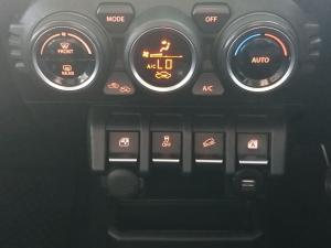 Suzuki Jimny 1.5 GLX AllGrip 3-door manual - Image 17