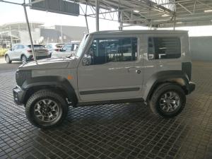 Suzuki Jimny 1.5 GLX AllGrip 3-door manual - Image 4