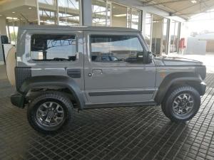Suzuki Jimny 1.5 GLX AllGrip 3-door manual - Image 8