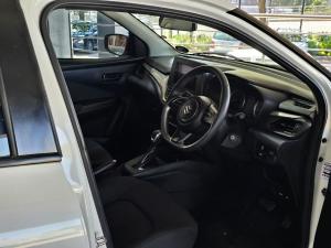 Suzuki Baleno 1.5 GL auto - Image 11