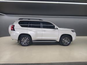 Toyota Land Cruiser Prado 2.8GD VX-L - Image 3