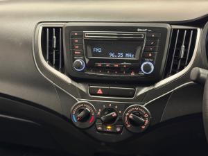 Toyota Starlet 1.4 XS auto - Image 12