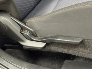 Toyota Starlet 1.4 XS auto - Image 15