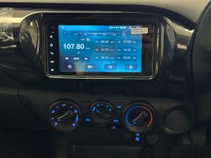 Toyota Hilux 2.4GD-6 double cab SR - Image 12