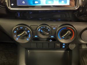 Toyota Hilux 2.4GD-6 double cab SR - Image 13