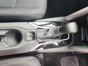 Toyota Corolla Cross 1.8 Xi - Image 12