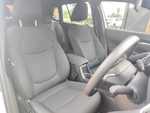 Toyota Corolla Cross 1.8 Xi - Image 17