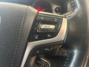 Toyota Land Cruiser 200 4.5D-4D V8 VX-R - Image 10
