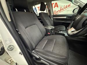 Toyota Hilux 2.8GD-6 double cab 4x4 Raider auto - Image 15