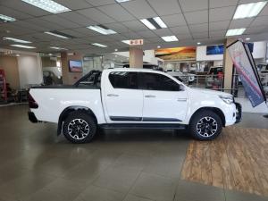 Toyota Hilux 2.8GD-6 double cab 4x4 Legend 50 auto - Image 3