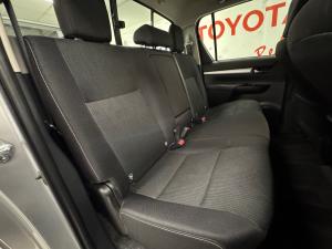 Toyota Hilux 2.8GD-6 48V double cab Raider - Image 15