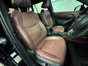 Toyota Corolla Cross 1.8 XR - Image 15