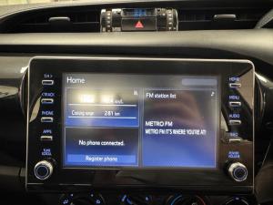 Toyota Hilux 2.4GD-6 single cab 4x4 Raider manual - Image 12