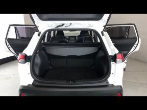 Toyota Corolla Cross 1.8 XS - Image 13