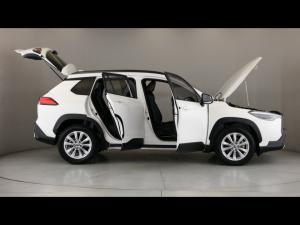 Toyota Corolla Cross 1.8 XS - Image 30