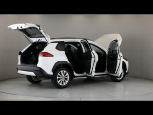 Toyota Corolla Cross 1.8 XS - Image 31