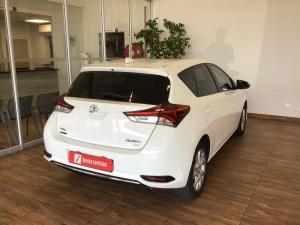 Toyota Auris 1.6 XS - Image 2