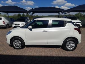 Suzuki Swift 1.2 GL auto - Image 19