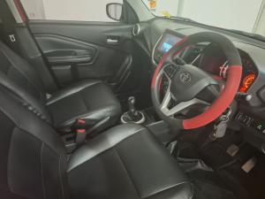 Toyota Vitz 1.0 XR - Image 13