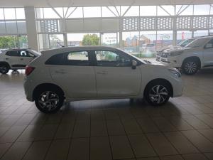 Toyota Starlet 1.5 Xs automatic - Image 3