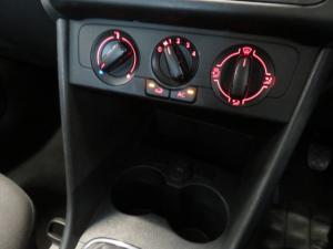 Volkswagen Polo Vivo 1.4 Trendline - Image 15