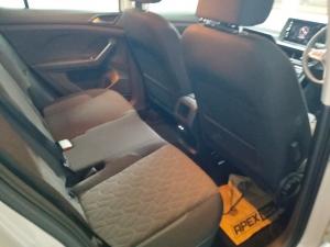 Volkswagen T-CROSS 1.0 TSI Life DSG - Image 13