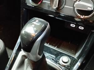 Volkswagen T-CROSS 1.0 TSI Life DSG - Image 18