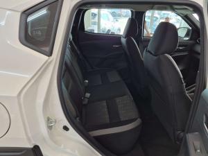 Nissan Magnite 1.0 Visia AMT - Image 10