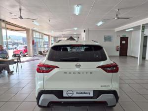 Nissan Magnite 1.0 Visia AMT - Image 5