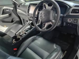 Mitsubishi Pajero Sport 2.4DI-D 4x4 - Image 10