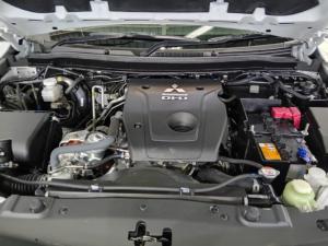 Mitsubishi Pajero Sport 2.4DI-D 4x4 - Image 14