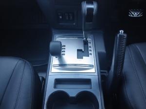 Mitsubishi Pajero 5-door 3.2DI-D GLS - Image 12