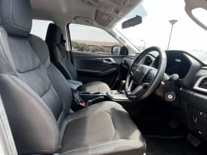 Isuzu D-Max 1.9TD double cab LS auto - Image 5