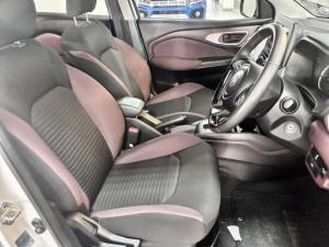 Toyota Starlet Cross 1.5 XS auto - Image 11