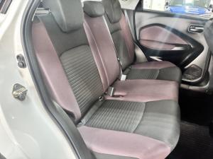 Toyota Starlet Cross 1.5 XS auto - Image 12