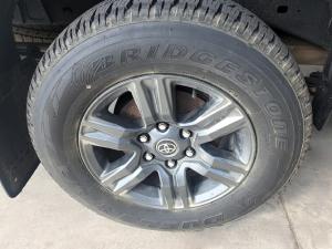 Toyota Hilux 2.4GD-6 single cab Raider manual - Image 11