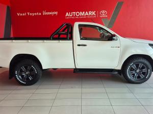 Toyota Hilux 2.4GD-6 single cab Raider manual - Image 2