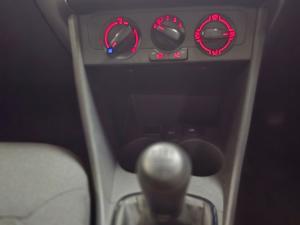 Volkswagen Polo Vivo hatch 1.4 - Image 7