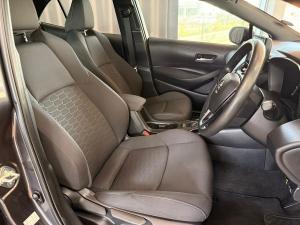 Toyota Corolla hatch 1.8 Hybrid XS - Image 11