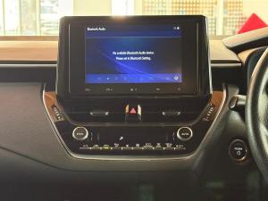 Toyota Corolla hatch 1.8 Hybrid XS - Image 17