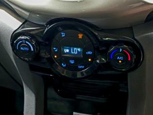 Ford EcoSport 1.5TDCi Titanium - Image 22