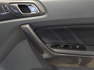 Ford Everest 3.2TDCi 4WD Limited - Image 11